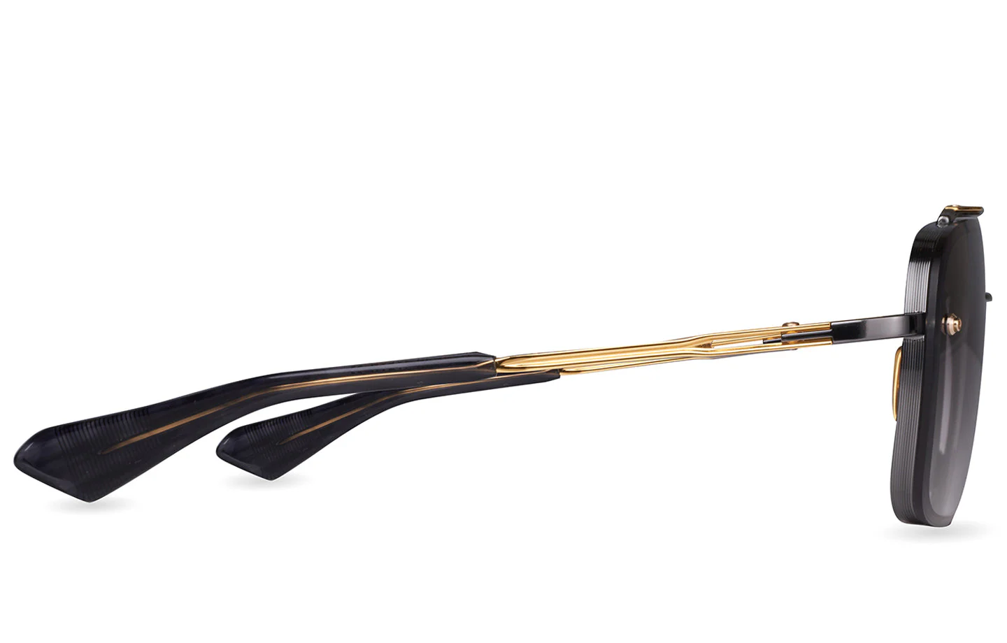 MACH-SIX - Image 20