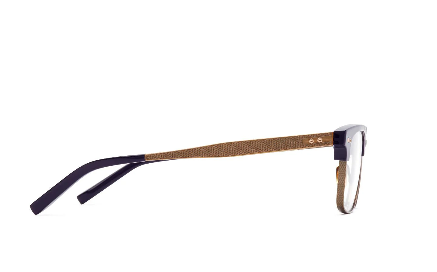 STATESMAN THREE - Image 13